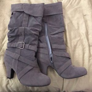 Cute boots!